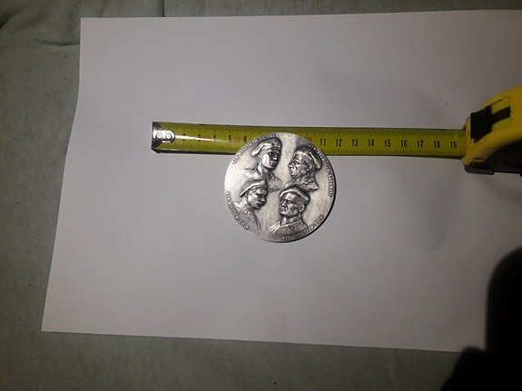 Product image 1 of 2