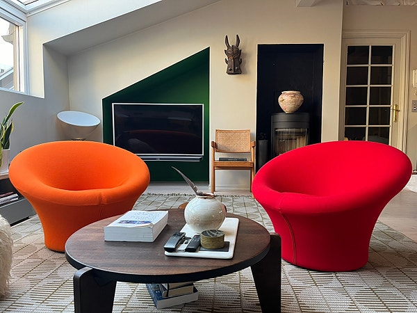 2 stk Pierre Paulin F560 Mushroom Chair for Artifort selges til under halv pris