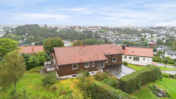 Velkommen til Svehaug 32C, presentert av eiendomsmegler Rami Herz