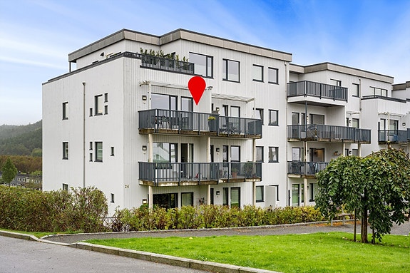 Eiendomsmegler Åse Gry Andreassen presenterer Buggelandsbakken 24 leil. H0310