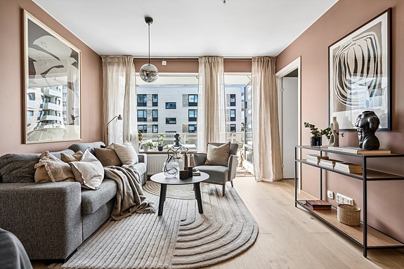 DNB Eiendom v/ Erik Ilseng har gleden av å presentere en moderne 3-roms selveierleilighet i Hans Nordahls gate 38.