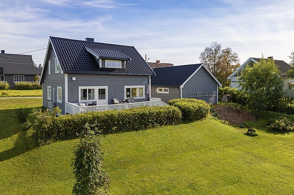 Velkommen til Øverbyvegen 148!