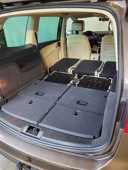Volkswagen Sharan 30 of 30