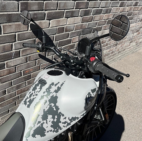 Royal Enfield Himalayan 452 4 of 5