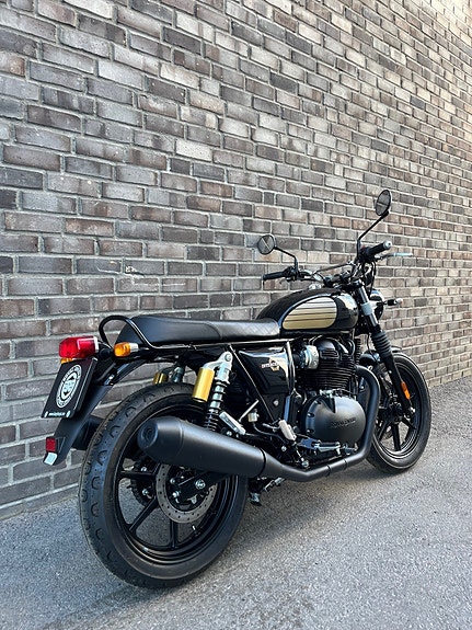 Royal Enfield Interceptor 650 2 of 5