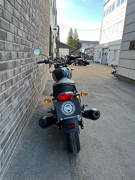 Royal Enfield Interceptor 650 5 of 5