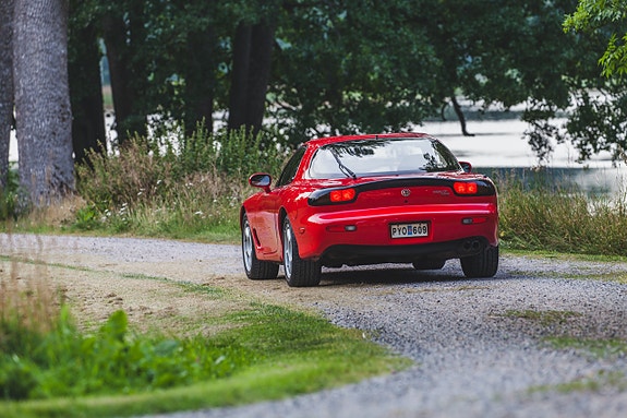 Mazda RX-7 3 of 5