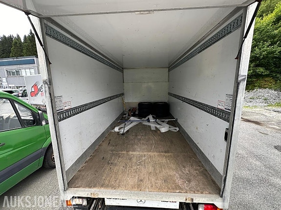 Mercedes-Benz Sprinter-Klasse 19 of 30