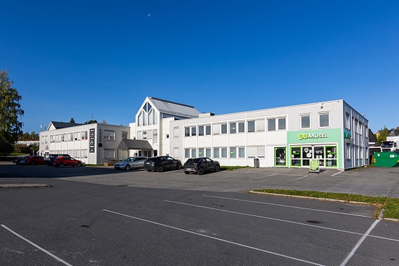 Ledig kontorlokaler i plan 2. etg. med god beliggenhet på Kirkeby, Gjøvik.
