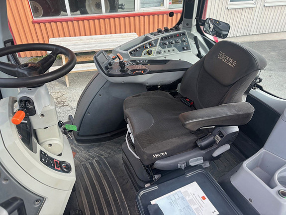 Valtra T214D 2015, kr 799 000,-