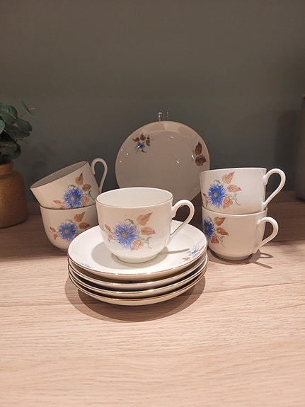 Product image 1 of 9