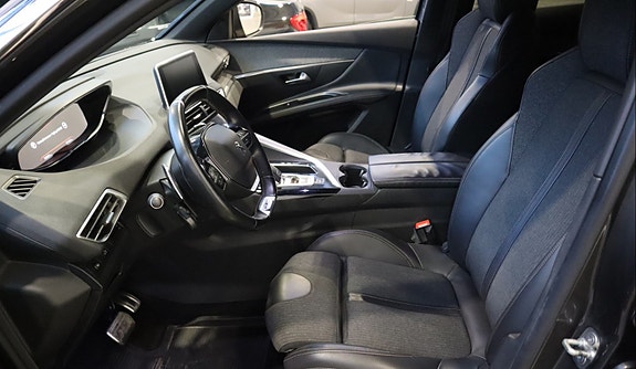 Peugeot 3008 7 of 13