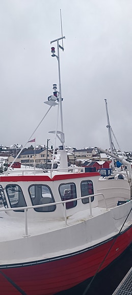 Pen og velholdt sjark, tidligere fiskeriregistrert H33AV 4 of 5