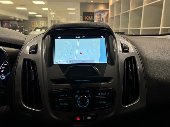 Ford Transit Connect 15 of 24