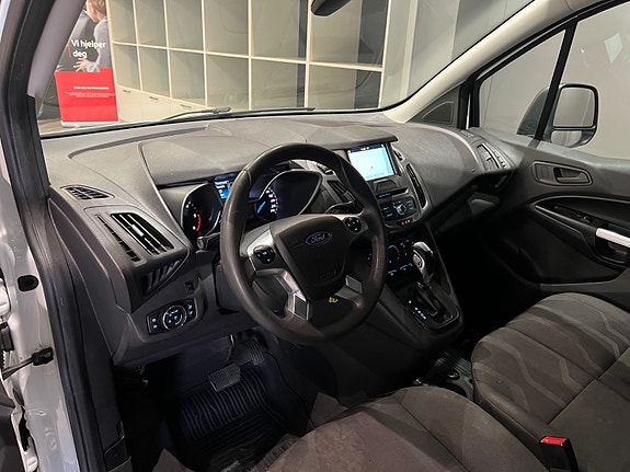 Ford Transit Connect 8 of 24