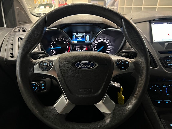 Ford Transit Connect 10 of 24