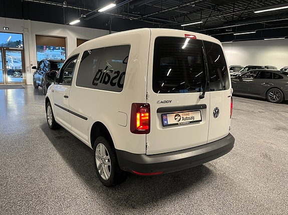 Volkswagen Caddy 5 of 5