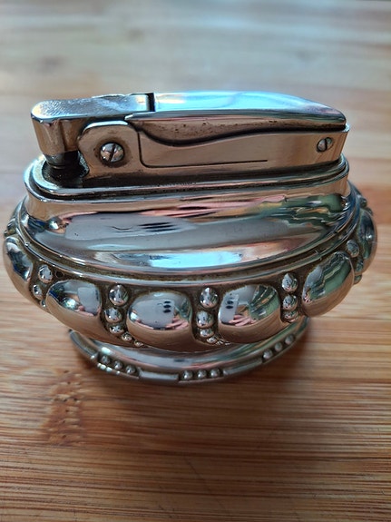 Product image 1 of 2