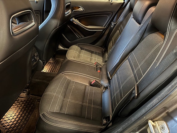 Mercedes-Benz A200 9 of 11