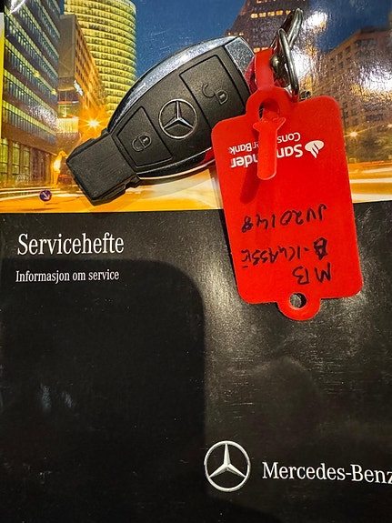 Mercedes-Benz A200 11 of 11