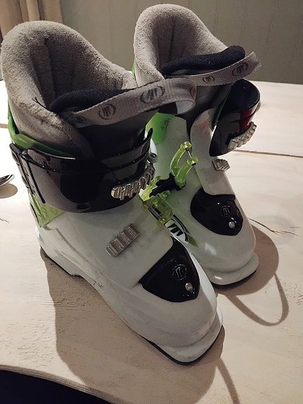 Product image 1 of 3