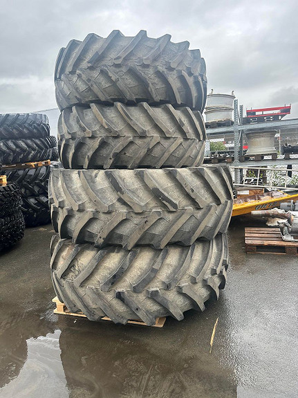 Trelleborg TM800 650/65-42 og 540/65-30 Valtra/John Deere, kr 95 000,-