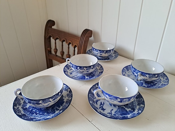 Product image 1 of 5