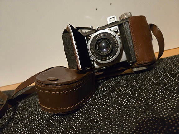 Product image 2 of 9