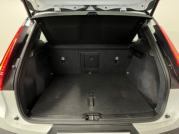 Volvo XC40 20 of 24
