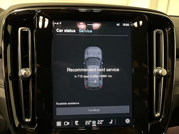 Volvo XC40 13 of 24