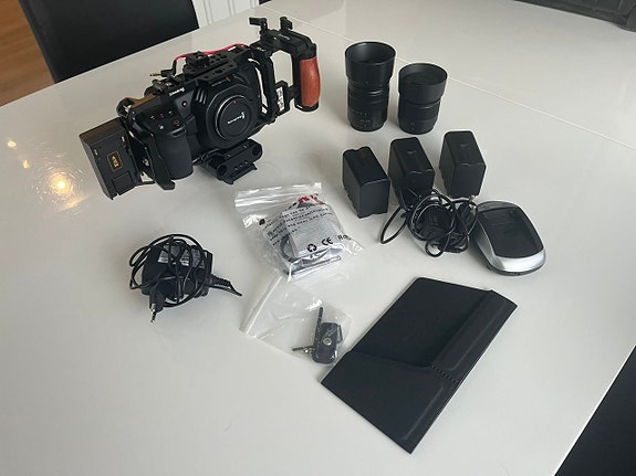 Product image 1 of 3