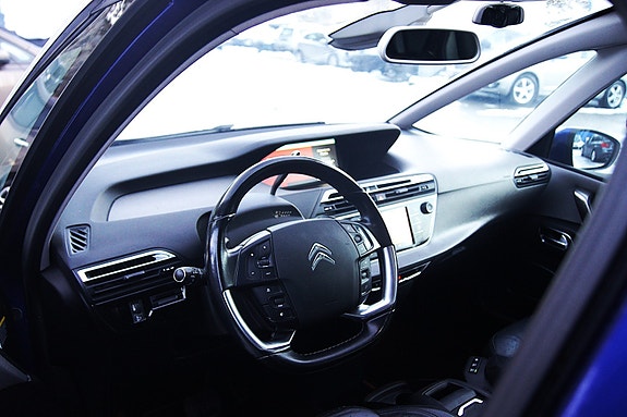 Citroen C4 Picasso 16 of 24