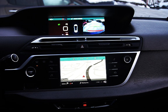Citroen C4 Picasso 21 of 24