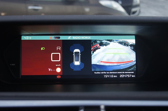Citroen C4 Picasso 22 of 24