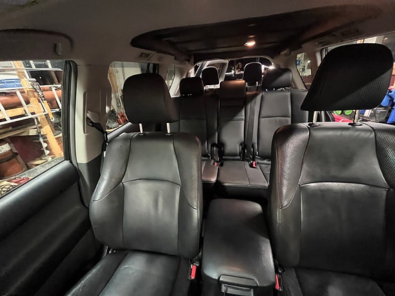 Toyota Land Cruiser 21 of 30