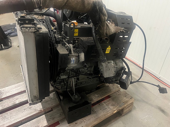 Yanmar Dieselmotor 4TNV84T-GGEH