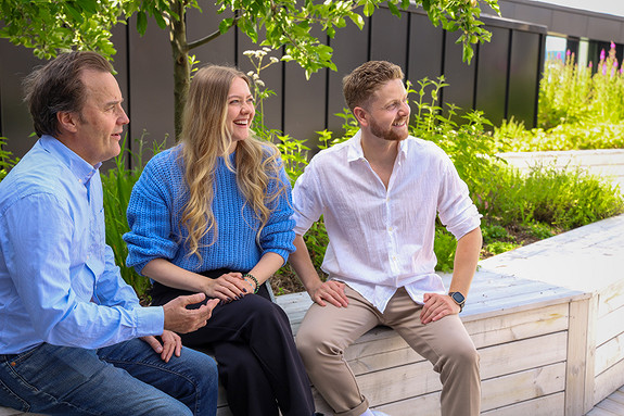 Medarbeidere på takterrassen