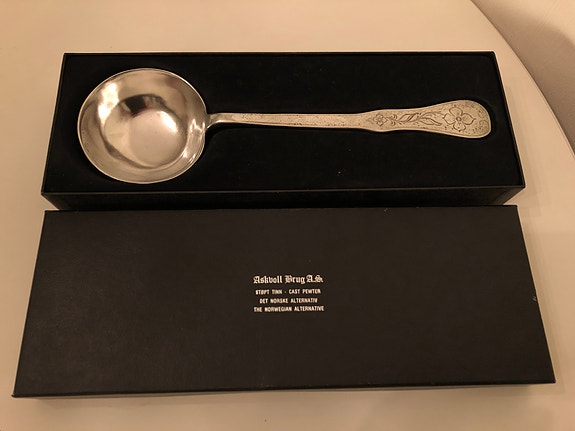 Stor øse i tinn fra Askvoll Brug A/S | FINN-torget