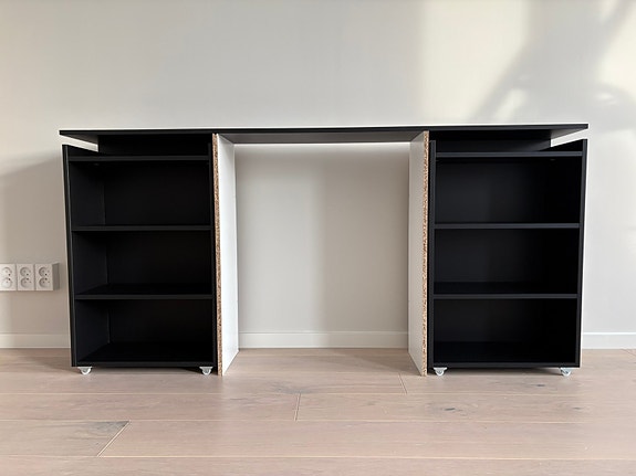 Product image 1 of 8