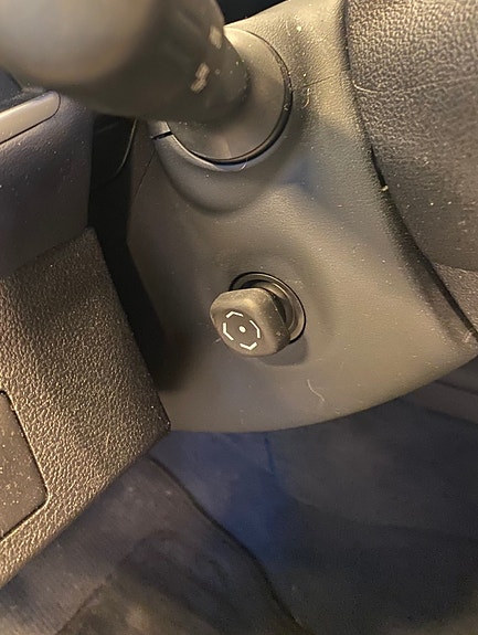 Toyota Mirai 17 of 30