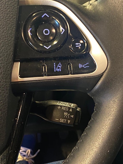 Toyota Mirai 29 of 30