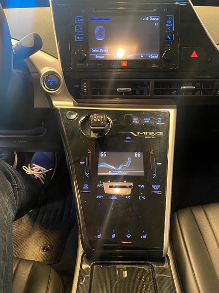 Toyota Mirai 20 of 30
