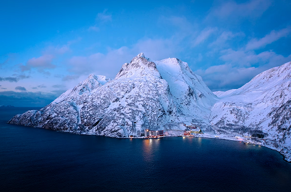 Oversiktsbilde fra anlegget på Stjernøy. Kontorsted vil være i Alta.