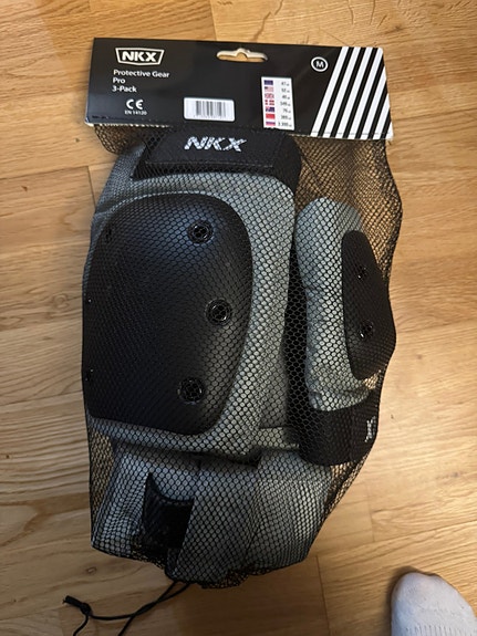 Product image 3 of 4