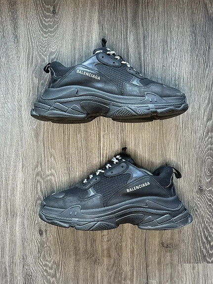 Balenciaga Triple S triple black