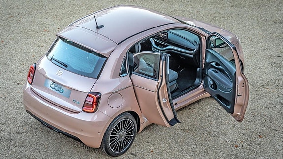 Fiat 500 3 of 5