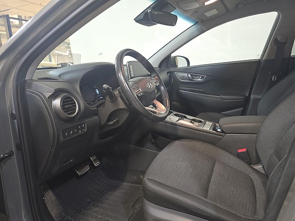 Hyundai Kona 6 of 9
