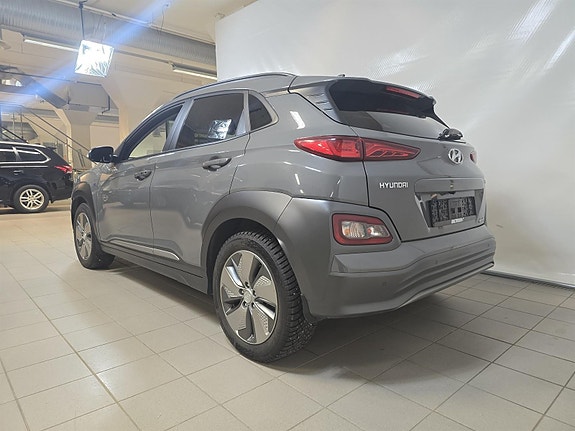 Hyundai Kona 3 of 9