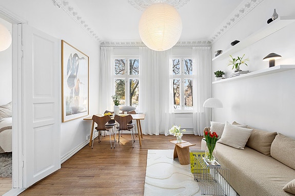 Harold Mufoncol v/Eie Eiendomsmegling har gleden av å presentere Akersbakken 19!