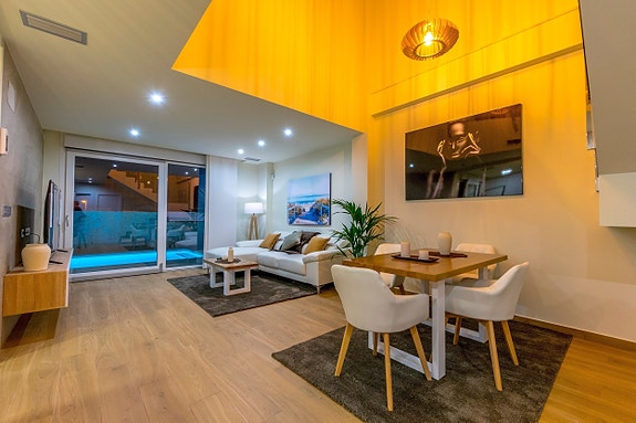 En megler med gode referanser -  SPANIA1.no